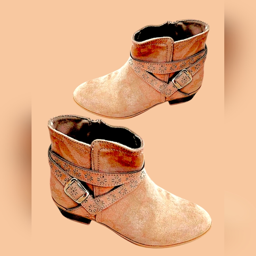 Like New Girls Sz4 Suede Ankle Boots ZipUp Adjst Wrap Strap w Cute Starbursts